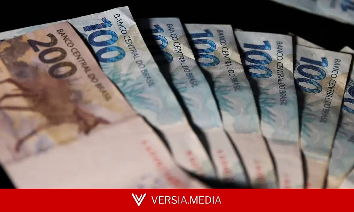 Receita paga cashback do Imposto de Renda hoje; veja que recebe restituição especial